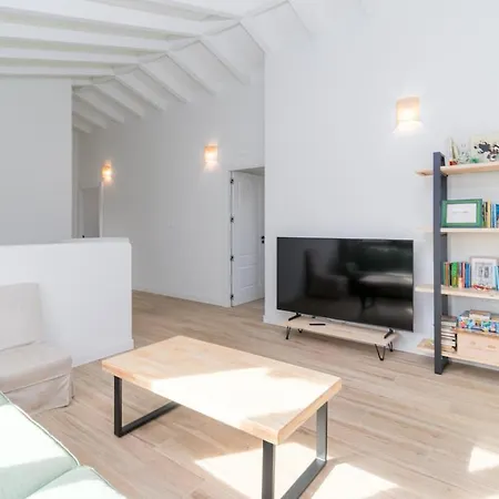 Espectacular Moderna En La Naturaleza Setien