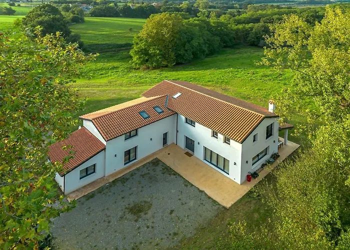 Espectacular Moderna En La Naturaleza
