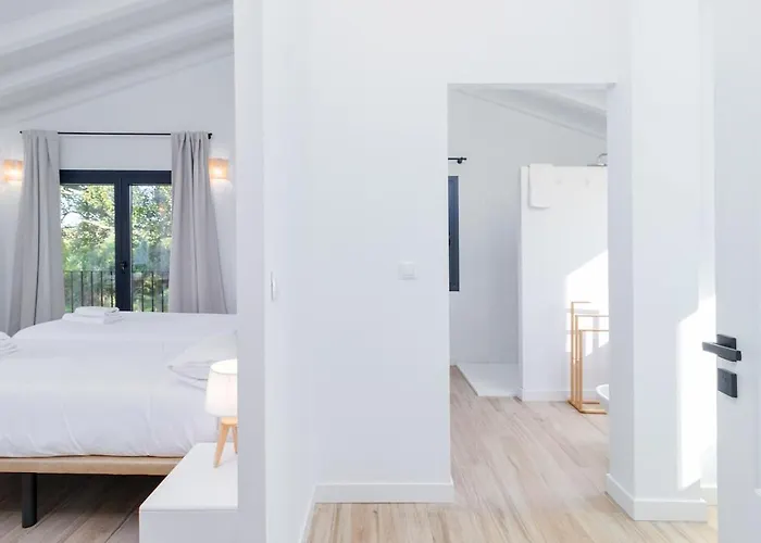 Espectacular Moderna En La Naturaleza *