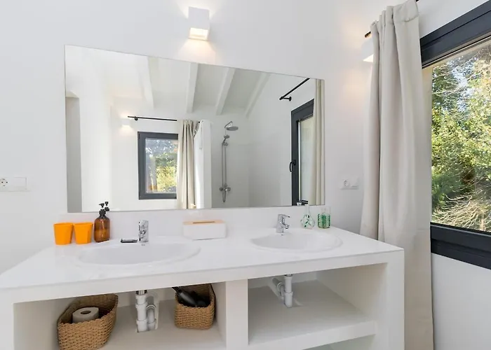 Espectacular Moderna En La Naturaleza *